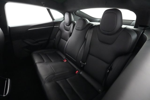 2022 Tesla Model S — photo 19 of 23