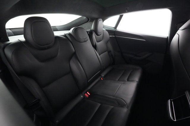 2022 Tesla Model S — photo 4 of 23