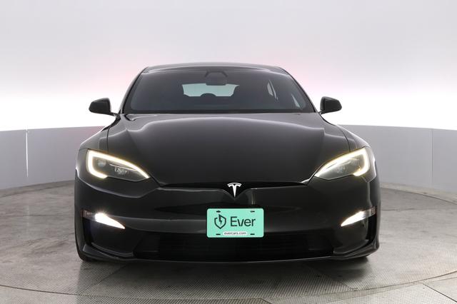 2022 Tesla Model S — photo 9 of 23