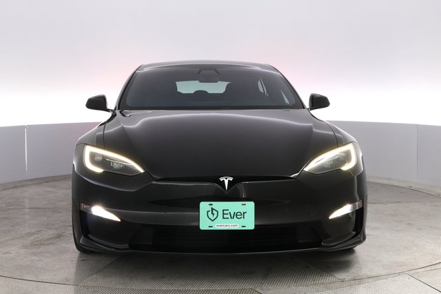 2022 Tesla Model S — photo 9 of 23