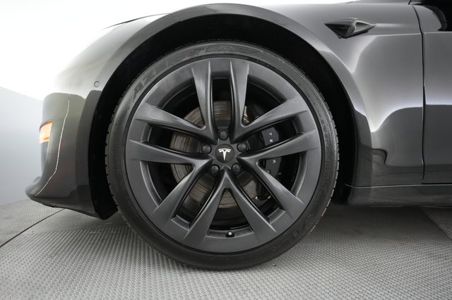 2022 Tesla Model S — photo 15 of 23