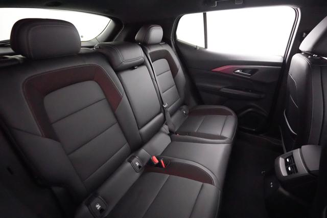 2024 Chevrolet Equinox EV — photo 4 of 20