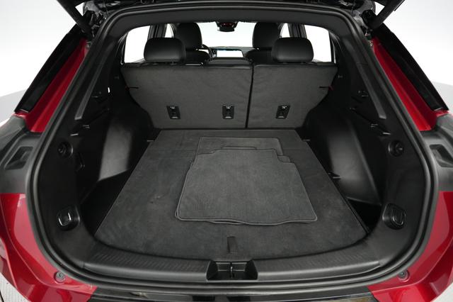 2024 Chevrolet Equinox EV — photo 6 of 20