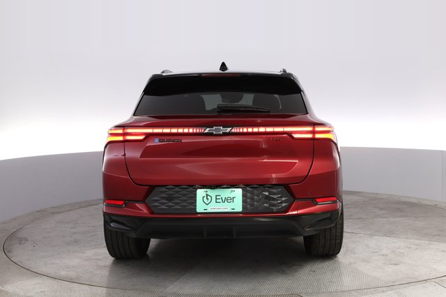 2024 Chevrolet Equinox EV — photo 12 of 20