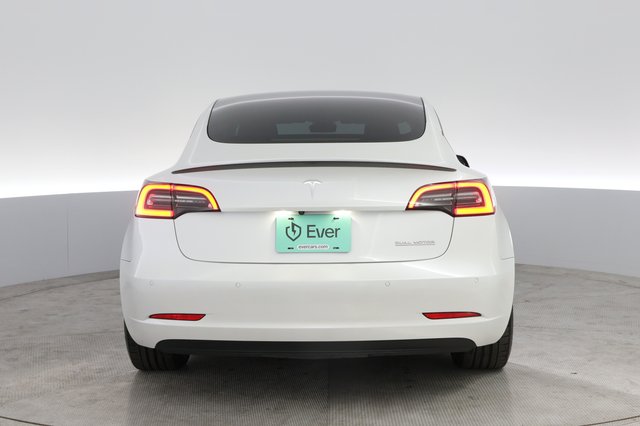 2022 Tesla Model 3 — photo 12 of 23