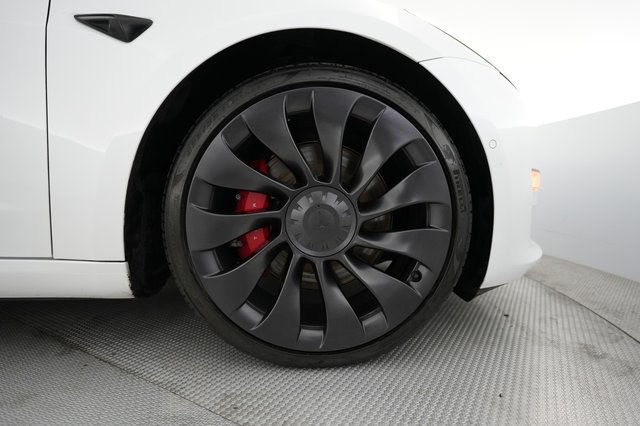 2022 Tesla Model 3 — photo 17 of 23