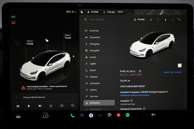 2022 Tesla Model 3 — photo 5 of 23