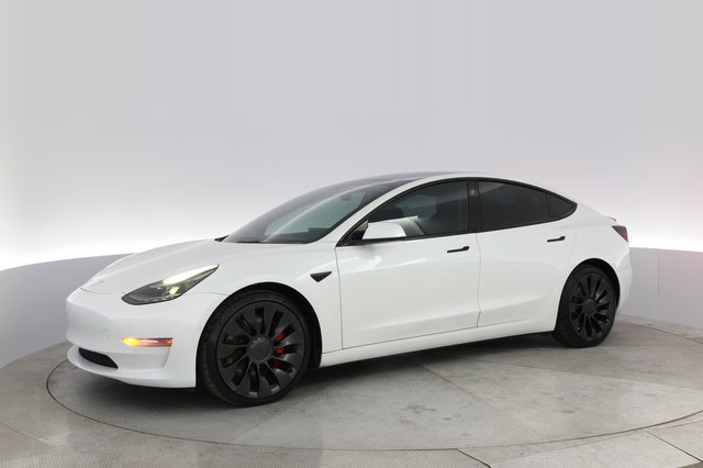 2022 Tesla Model 3 — photo 14 of 23
