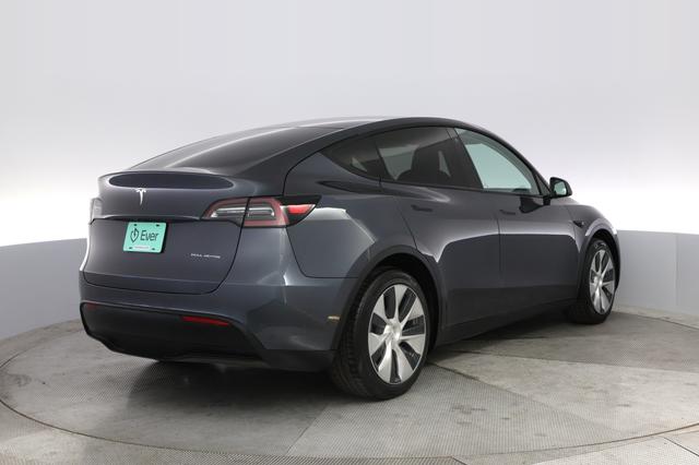 2020 Tesla Model Y — photo 2 of 21