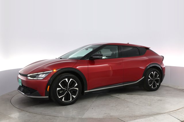 2022 Kia EV6 — photo 14 of 21