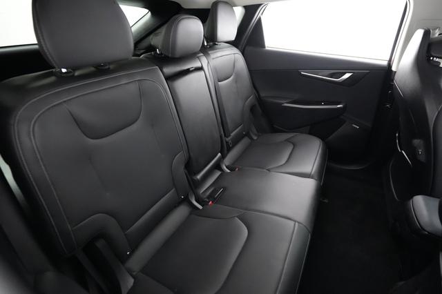 2022 Kia EV6 — photo 4 of 21
