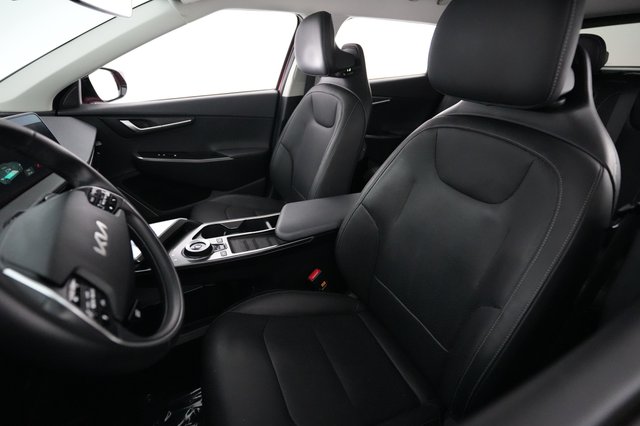 2022 Kia EV6 — photo 3 of 21