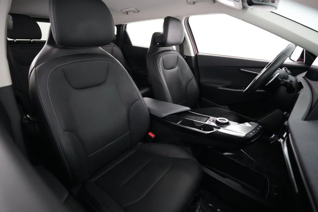 2022 Kia EV6 — photo 18 of 21
