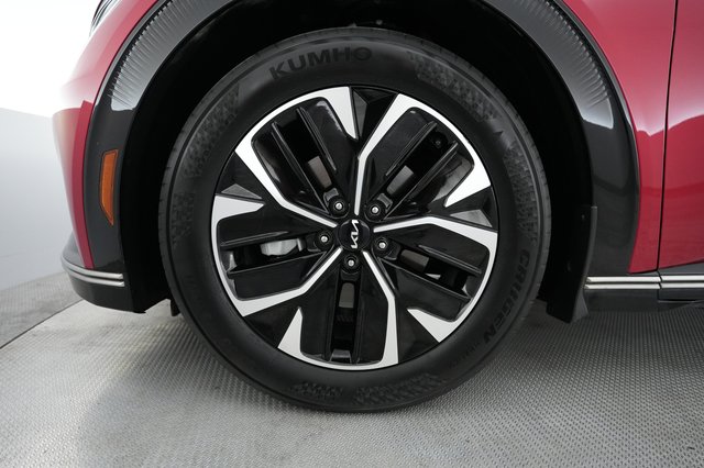 2022 Kia EV6 — photo 15 of 21