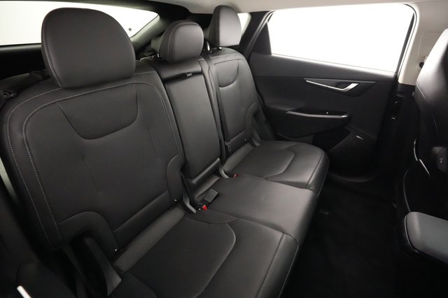 2023 Kia EV6 — photo 4 of 20