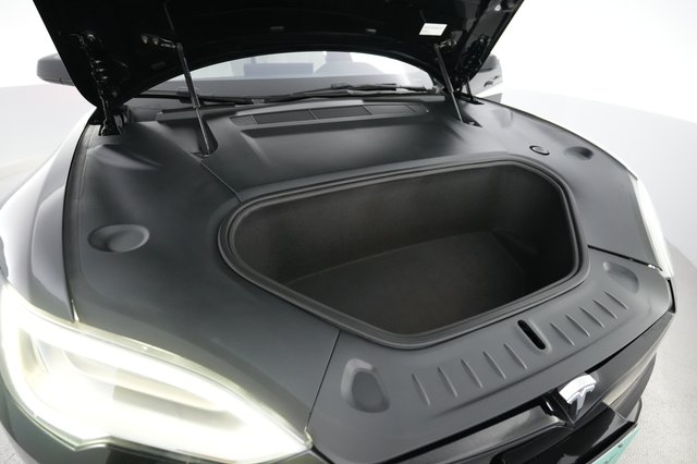 2022 Tesla Model S — photo 20 of 24