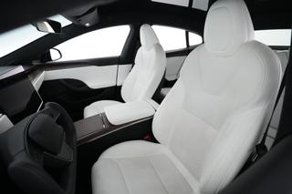 2022 Tesla Model S — photo 3 of 24