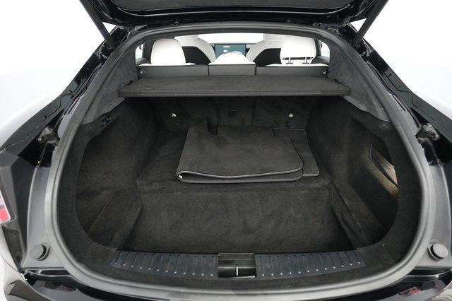 2022 Tesla Model S — photo 6 of 24