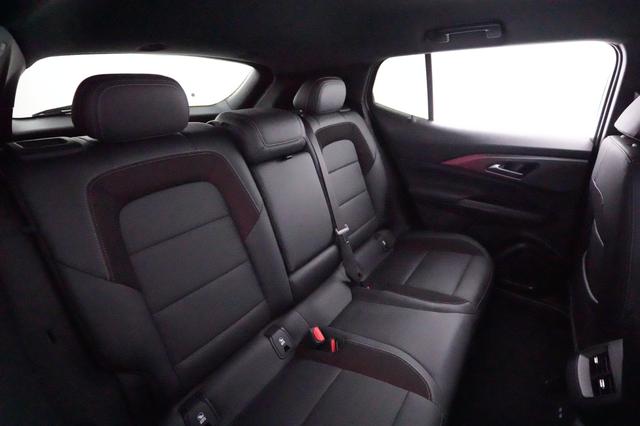 2024 Chevrolet Equinox EV — photo 4 of 23