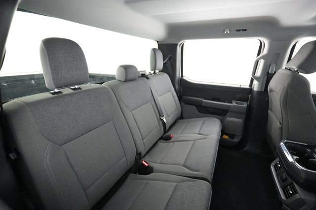 2024 Ford F150 Lightning — photo 4 of 20