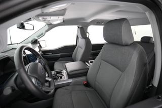2024 Ford F150 Lightning — photo 3 of 20