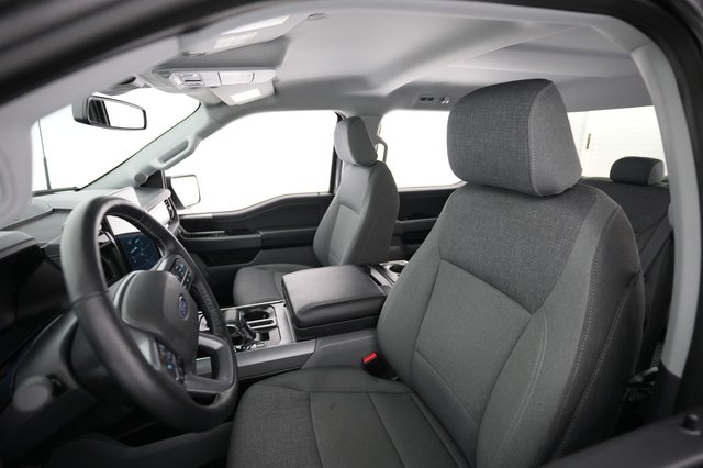 2024 Ford F150 Lightning — photo 3 of 20