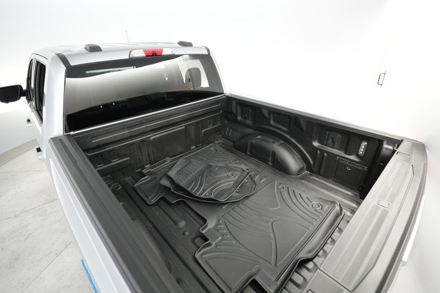 2024 Ford F150 Lightning — photo 6 of 20