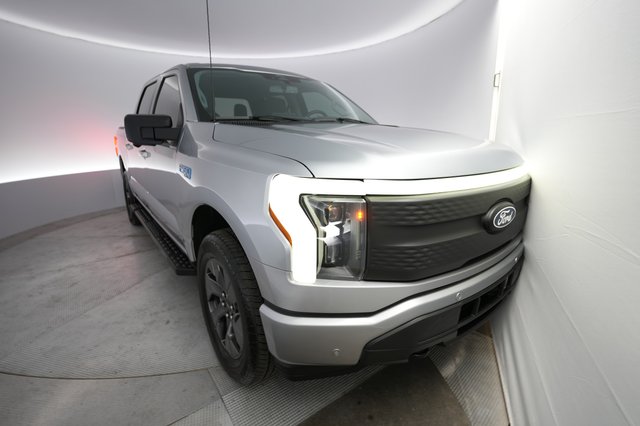 2024 Ford F150 Lightning — photo 13 of 20
