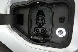 2024 Ford F150 Lightning — photo 8 of 20