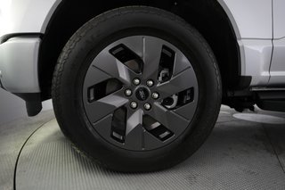 2024 Ford F150 Lightning — photo 16 of 20