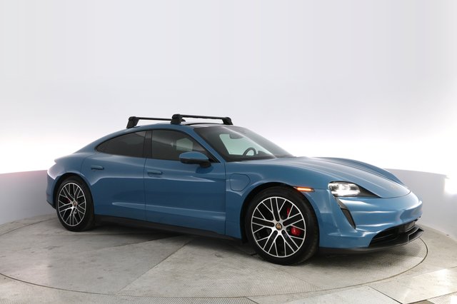 2020 Porsche Taycan — photo 11 of 21