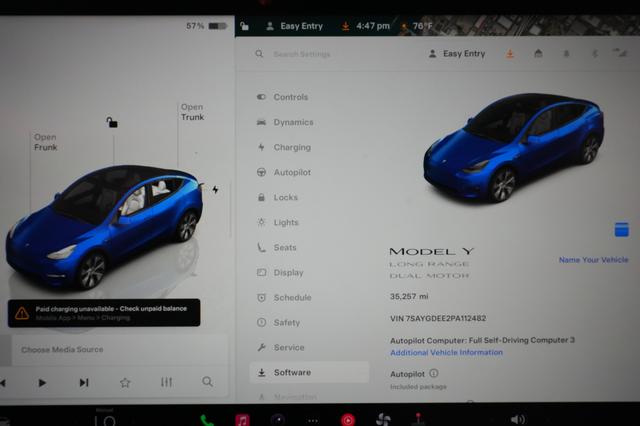 2023 Tesla Model Y — photo 5 of 22