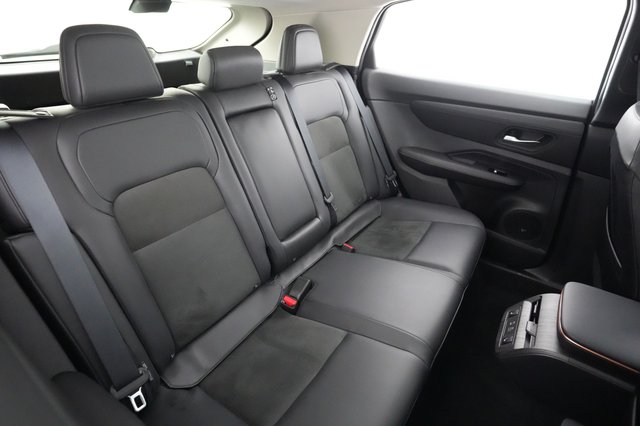 2023 Nissan Ariya — photo 4 of 20