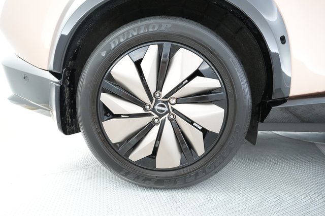 2023 Nissan Ariya — photo 16 of 20