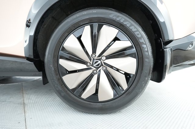 2023 Nissan Ariya — photo 17 of 20