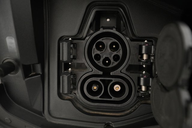 2023 Nissan Ariya — photo 8 of 20
