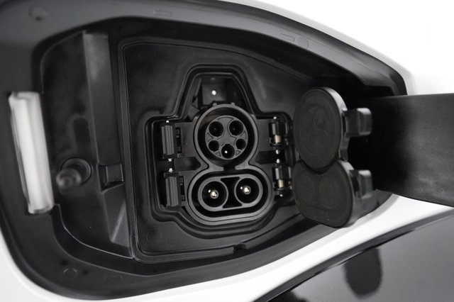 2023 Nissan Ariya — photo 8 of 22
