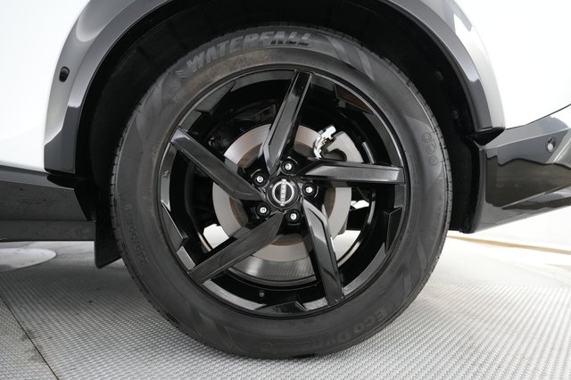 2023 Nissan Ariya — photo 16 of 22