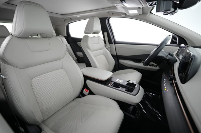2023 Nissan Ariya — photo 18 of 22