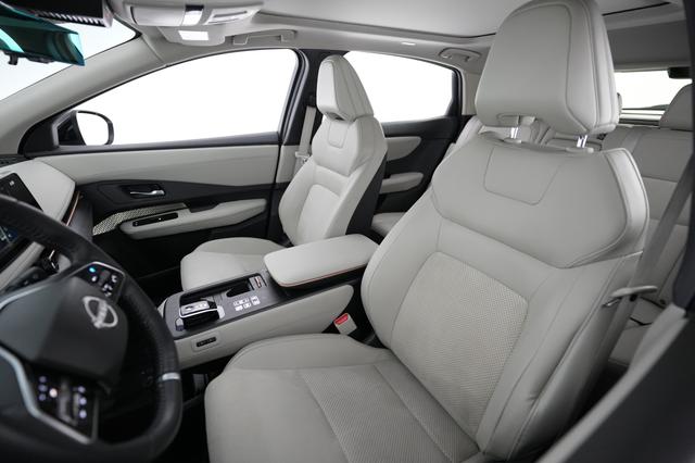 2023 Nissan Ariya — photo 3 of 22