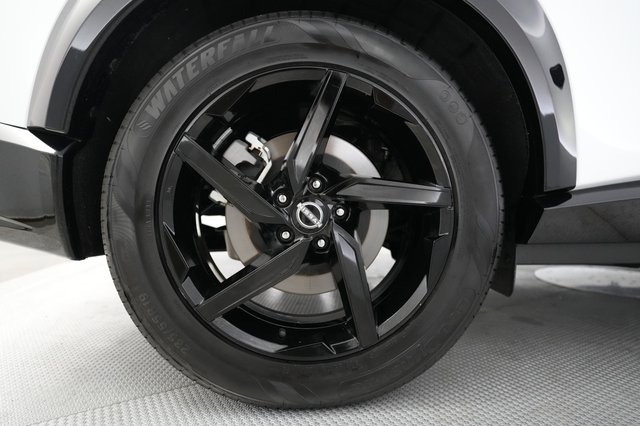 2023 Nissan Ariya — photo 17 of 22