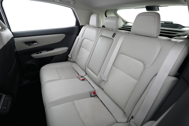 2023 Nissan Ariya — photo 19 of 22