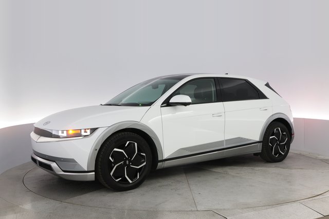 2024 Hyundai IONIQ 5 — photo 14 of 22