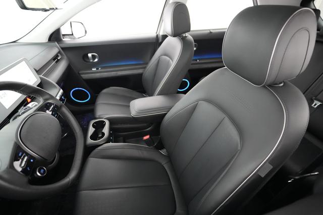 2024 Hyundai IONIQ 5 — photo 3 of 22