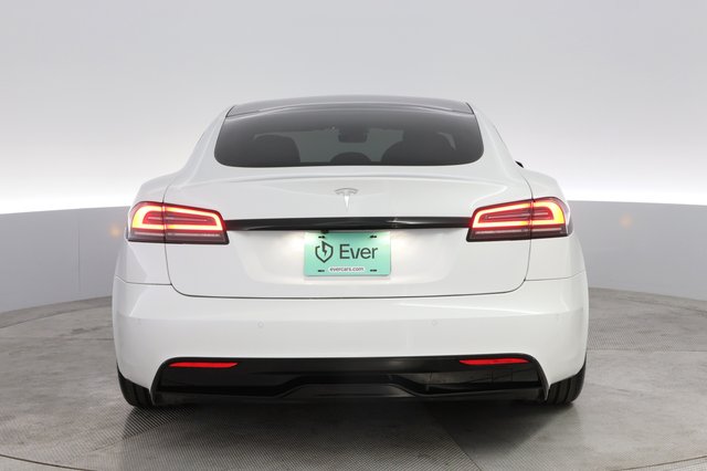2023 Tesla Model S — photo 12 of 21