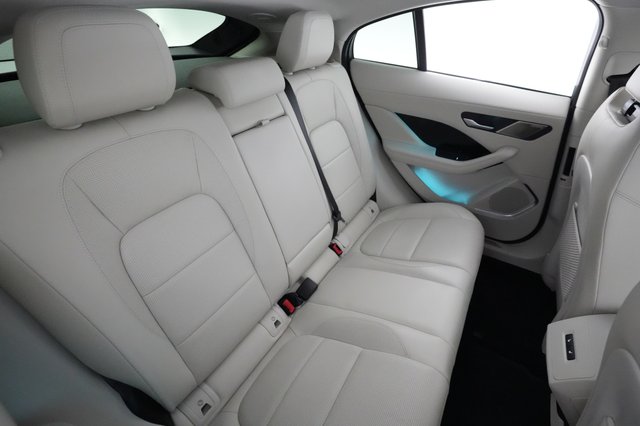 2022 Jaguar I-Pace — photo 4 of 24