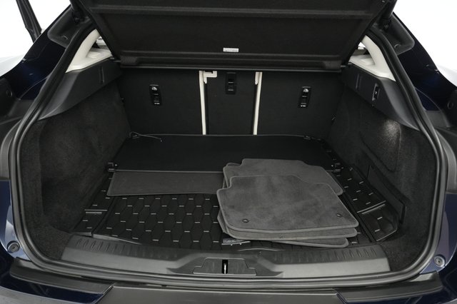 2022 Jaguar I-Pace — photo 6 of 24