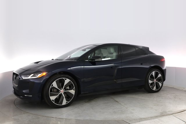 2022 Jaguar I-Pace — photo 8 of 24