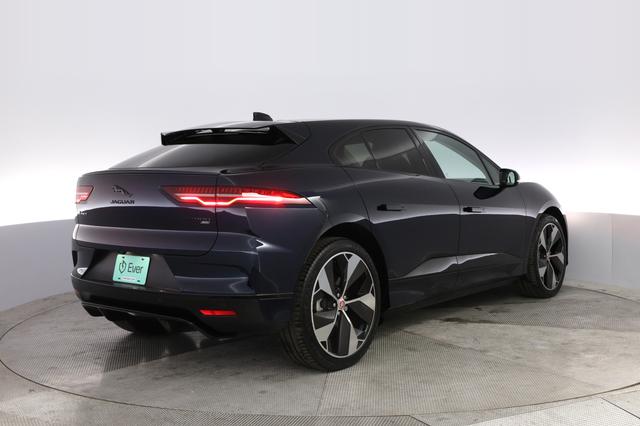 2022 Jaguar I-Pace — photo 2 of 24