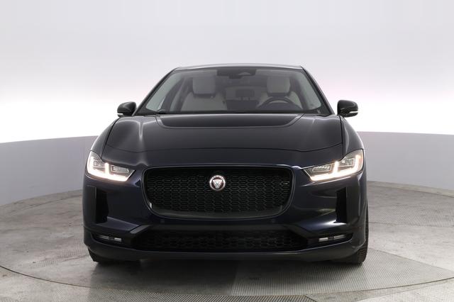 2022 Jaguar I-Pace — photo 9 of 24